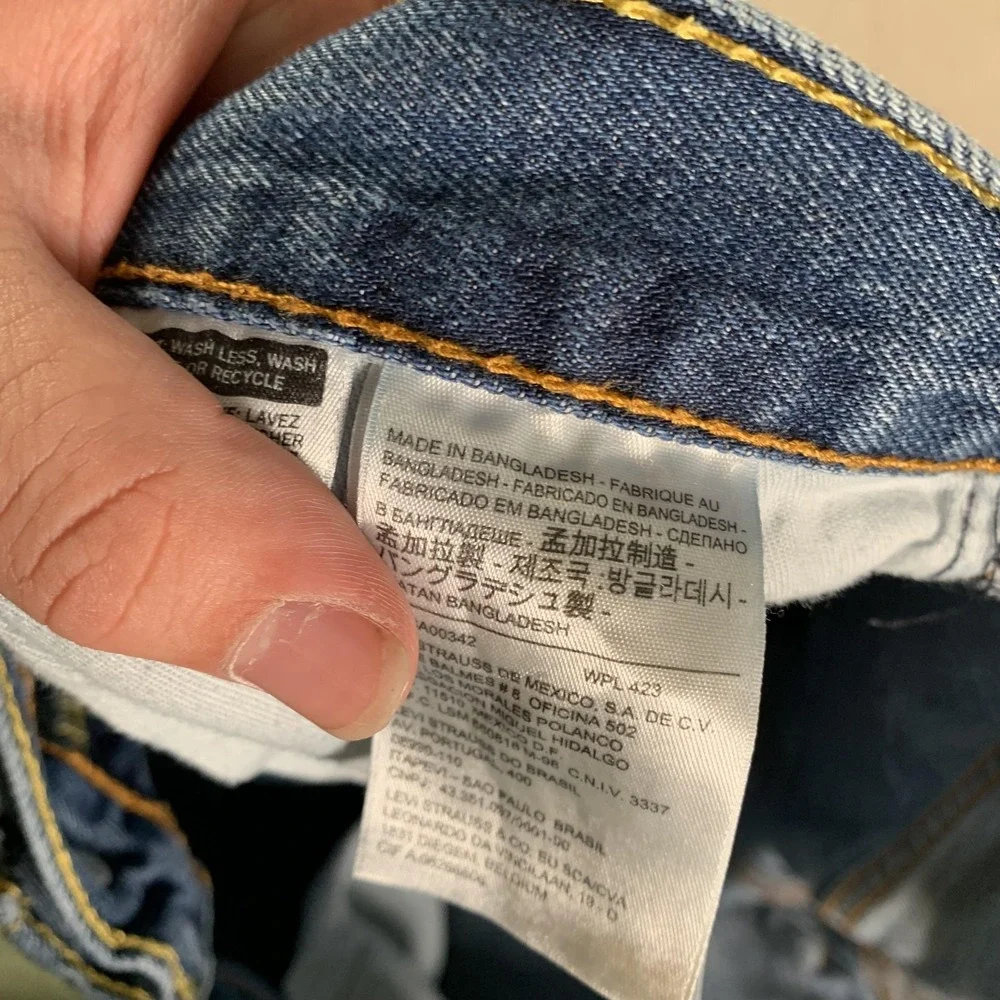 Levis 501 Mens Jeans 42x30 Blue‎ Denim Straight Leg Button Fly Classic Red Tab